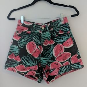 High-waisted American Apparel 🍉 Shorts